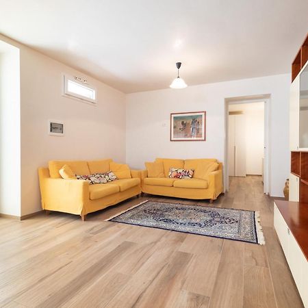 Апартаменты Rossella House Мола-ди-Бари Экстерьер фото